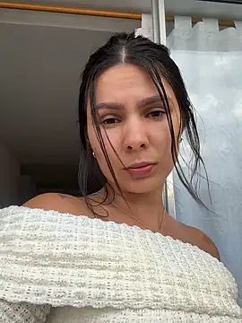 Snapshot of SofiaG_ chatting on 09/29/25, 10:36 SofiaG  online show from 09/29/25, 10:36