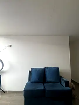 Snapshot of SofiaG_ chatting on 10/23/25, 08:18 SofiaG  online show from 10/23/25, 08:18