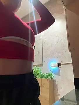 SofiaG  online show from 12/16/25, 07:30