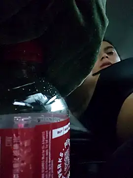 Snapshot of cinnaminnie chatting on 03/09/25, 12:53 cinnaminnie online show from 03/09/25, 12:53