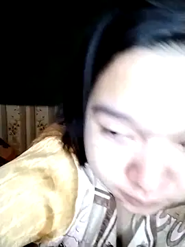 Snapshot of Thomgdee chatting on 02/15/25, 02:58 Thomgdee online show from 02/15/25, 02:58