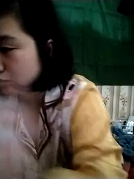 Snapshot of Thomgdee chatting on 02/20/25, 06:46 Thomgdee online show from 02/20/25, 06:46