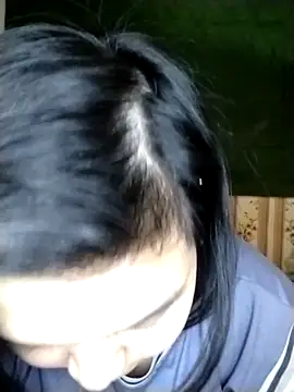 Snapshot of Thomgdee chatting on 02/27/25, 12:23 Thomgdee online show from 02/27/25, 12:23