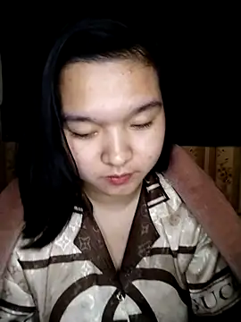 Snapshot of Thomgdee chatting on 02/28/25, 09:04 Thomgdee online show from 02/28/25, 09:04