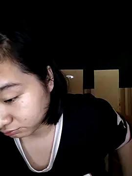 Snapshot of Thomgdee chatting on 03/01/25, 09:29 Thomgdee online show from 03/01/25, 09:29