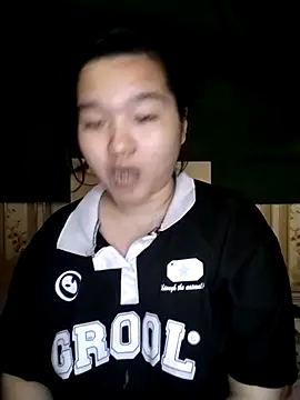 Snapshot of Thomgdee chatting on 03/04/25, 06:58 Thomgdee online show from 03/04/25, 06:58