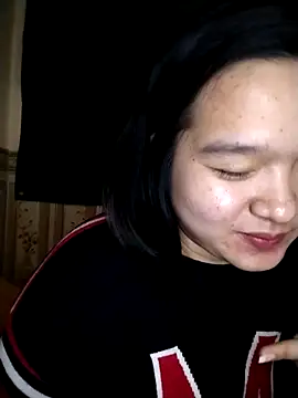 Snapshot of Thomgdee chatting on 03/08/25, 03:13 Thomgdee online show from 03/08/25, 03:13