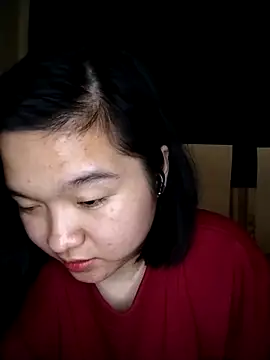 Snapshot of Thomgdee chatting on 03/10/25, 03:52 Thomgdee online show from 03/10/25, 03:52