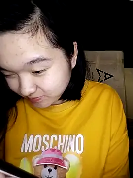 Snapshot of Thomgdee chatting on 03/12/25, 09:02 Thomgdee online show from 03/12/25, 09:02