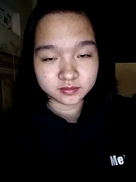 Snapshot of Thomgdee chatting on 03/19/25, 04:02 Thomgdee online show from 03/19/25, 04:02