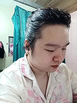 Snapshot of Thomgdee chatting on 02/07/26, 04:33 Thomgdee online show from 02/07/26, 04:33