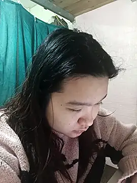 Snapshot of Thomgdee chatting on 02/20/26, 01:11 Thomgdee online show from 02/20/26, 01:11