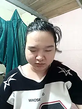 Snapshot of Thomgdee chatting on 03/17/26, 07:23 Thomgdee online show from 03/17/26, 07:23