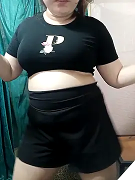 Snapshot of Thomgdee chatting on 03/18/26, 01:09 Thomgdee online show from 03/18/26, 01:09