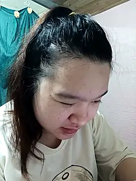 Snapshot of Thomgdee chatting on 03/20/26, 12:59 Thomgdee online show from 03/20/26, 12:59