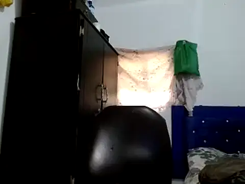 Snapshot of miriam775 chatting on 01/02/25, 12:24 miriam775 online show from 01/02/25, 12:24