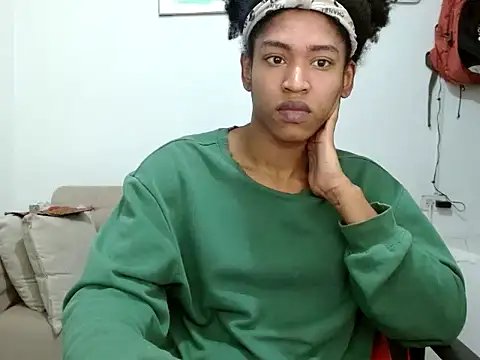 Snapshot of miriam775 chatting on 02/28/26, 08:10 miriam775 online show from 02/28/26, 08:10