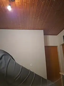 Jujuicy 97 online show from 12/04/24, 04:21