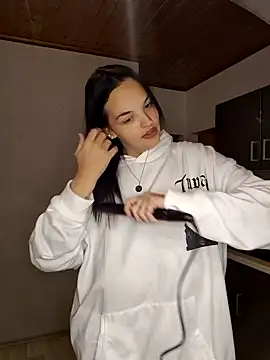 Jujuicy 97 online show from 12/11/24, 03:56