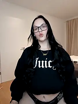 Jujuicy 97 online show from 10/07/25, 05:21