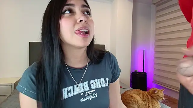 Lania spencer2 online show from 04/14/26, 02:39