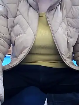 JasminePham online show from 02/24/25, 01:46