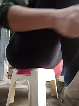 JasminePham online show from 03/12/25, 12:53