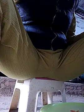 JasminePham online show from 03/19/25, 06:57