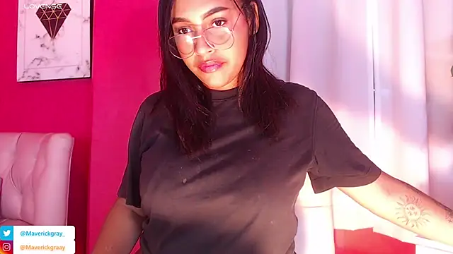 Snapshot of MaverickGray chatting on 01/14/25, 01:06 MaverickGray online show from 01/14/25, 01:06