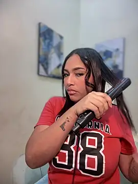 Snapshot of MaverickGray chatting on 01/24/25, 01:47 MaverickGray online show from 01/24/25, 01:47