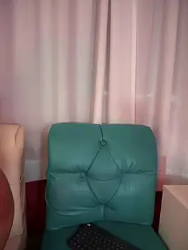 Snapshot of MaverickGray chatting on 02/05/25, 04:36 MaverickGray online show from 02/05/25, 04:36