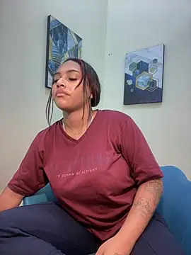 Snapshot of MaverickGray chatting on 02/16/25, 01:16 MaverickGray online show from 02/16/25, 01:16