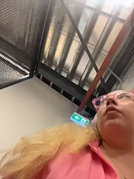 Snapshot of brooklynivy chatting on 02/22/26, 10:25 brooklynivy online show from 02/22/26, 10:25