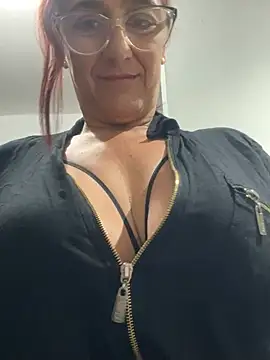 anastasia and jordan online show from 02/05/26, 09:25