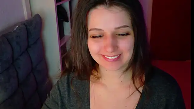 jenna-sxy19 online show from 10/28/25, 12:09