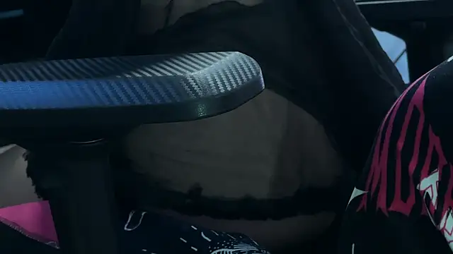 Snapshot of KiraLiLime chatting on 03/20/25, 11:49 KiraLiLime online show from 03/20/25, 11:49