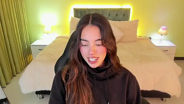  Charlotte evans 1 online show from 11/12/25, 12:22