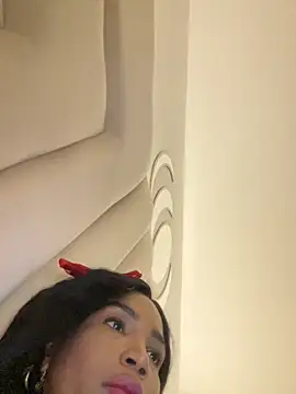 Jessie-pradoo online show from 09/28/25, 02:28