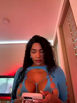 Snapshot of Jessie-pradoo chatting on 11/03/25, 08:21 Jessie-pradoo online show from 11/03/25, 08:21