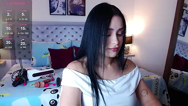 Snapshot of sarascottt chatting on 10/07/25, 05:32 sarascottt online show from 10/07/25, 05:32