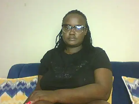 Snapshot of Montel_Montel_ chatting on 12/04/25, 01:26 Montel Montel online show from 12/04/25, 01:26