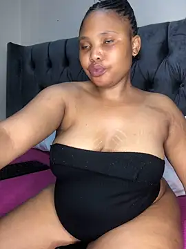 Anaelle24 online show from 02/16/26, 08:32