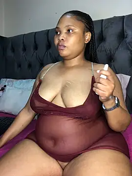 Snapshot of Anaelle24 chatting on 04/09/26, 03:28 Anaelle24 online show from 04/09/26, 03:28