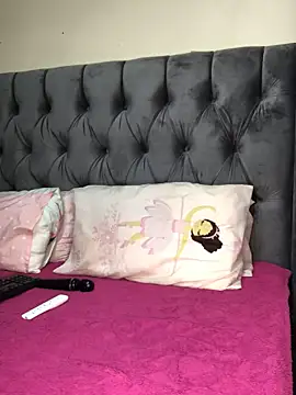 Anaelle24 online show from 05/19/26, 03:24
