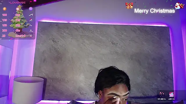 mia schwarz online show from 12/15/24, 08:47