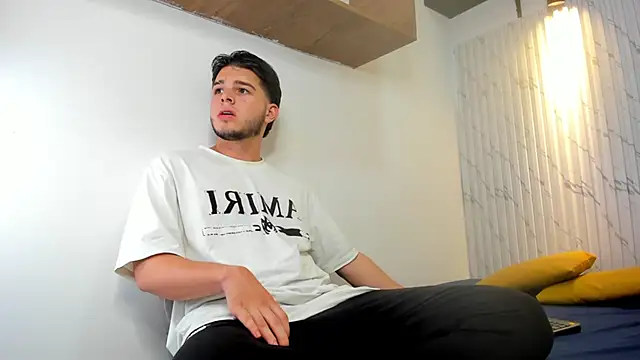 danielclarton1 online show from 01/17/25, 02:08