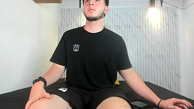 danielclarton1 online show from 01/22/25, 12:16