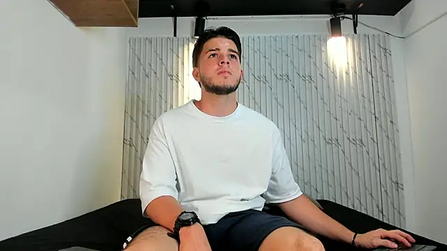 danielclarton1 online show from 01/22/25, 09:32