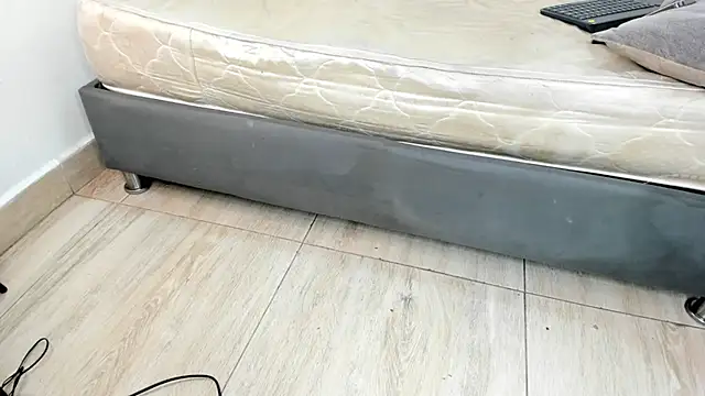 danielclarton1 online show from 01/24/25, 11:12