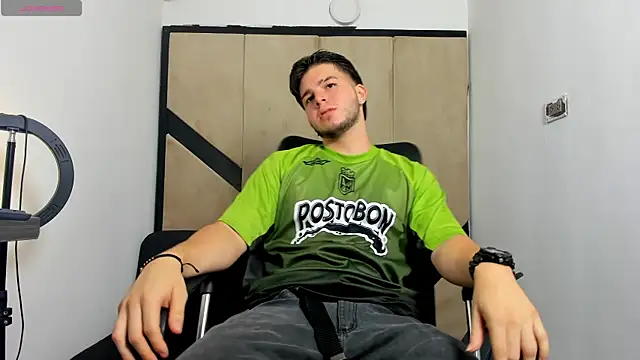 danielclarton1 online show from 01/30/25, 03:33